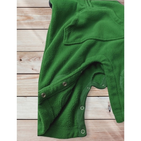 Baby Gap Romper Hooded Fleece Bodysuit Size 0-3 Mos - Picture 8 of 9